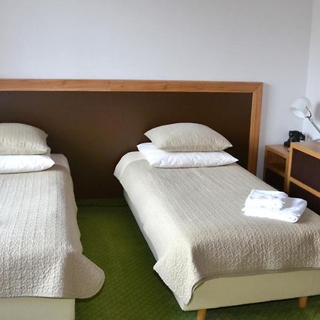 Tawerna Kaper Hotel Илава Екстериор снимка