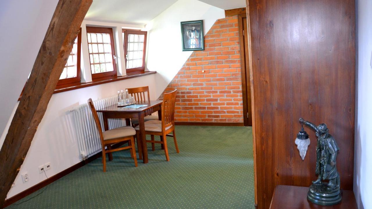 Tawerna Kaper Hotel Илава Екстериор снимка