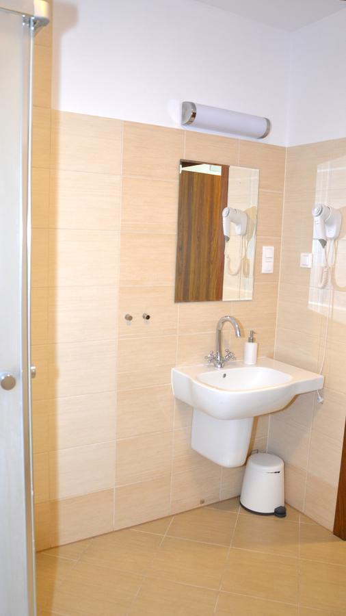 Tawerna Kaper Hotel Илава Екстериор снимка